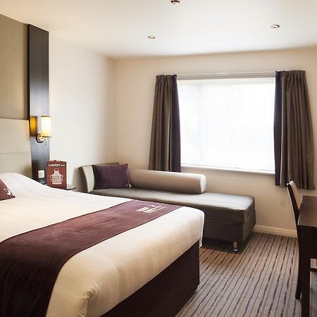 Premier Inn London Tottenham Hale Exterior photo