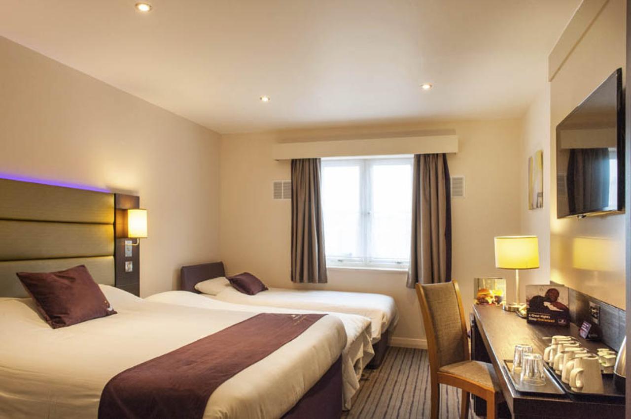 Premier Inn London Tottenham Hale Exterior photo
