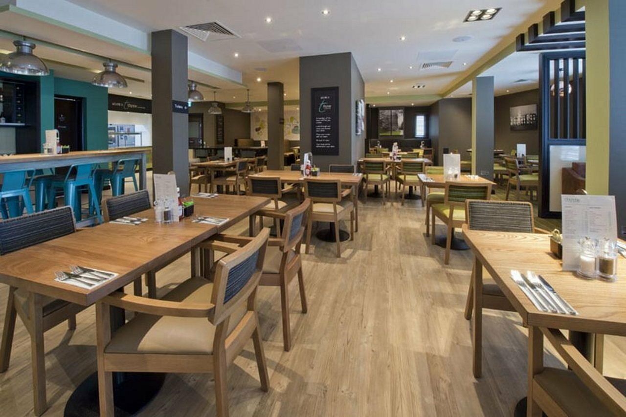 Premier Inn London Tottenham Hale Exterior photo