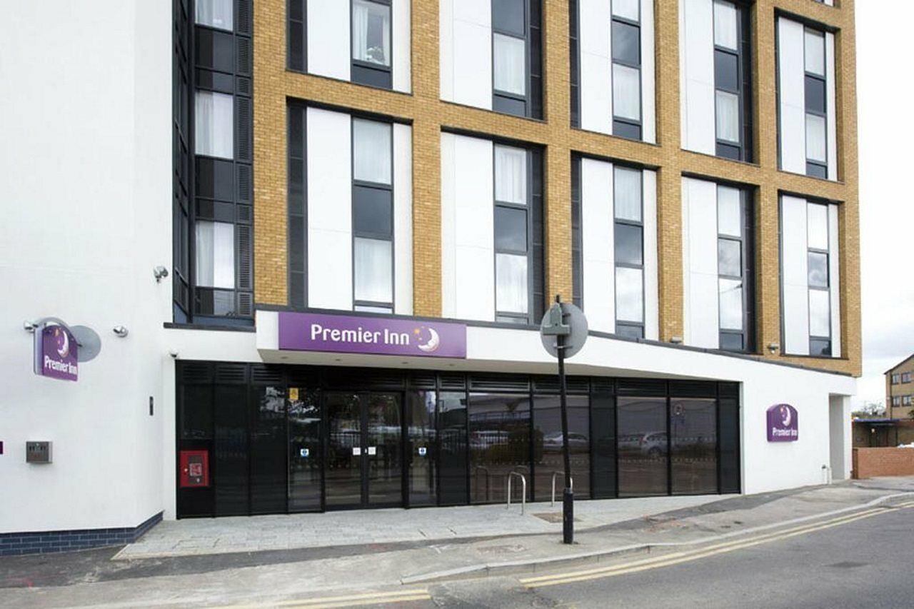 Premier Inn London Tottenham Hale Exterior photo